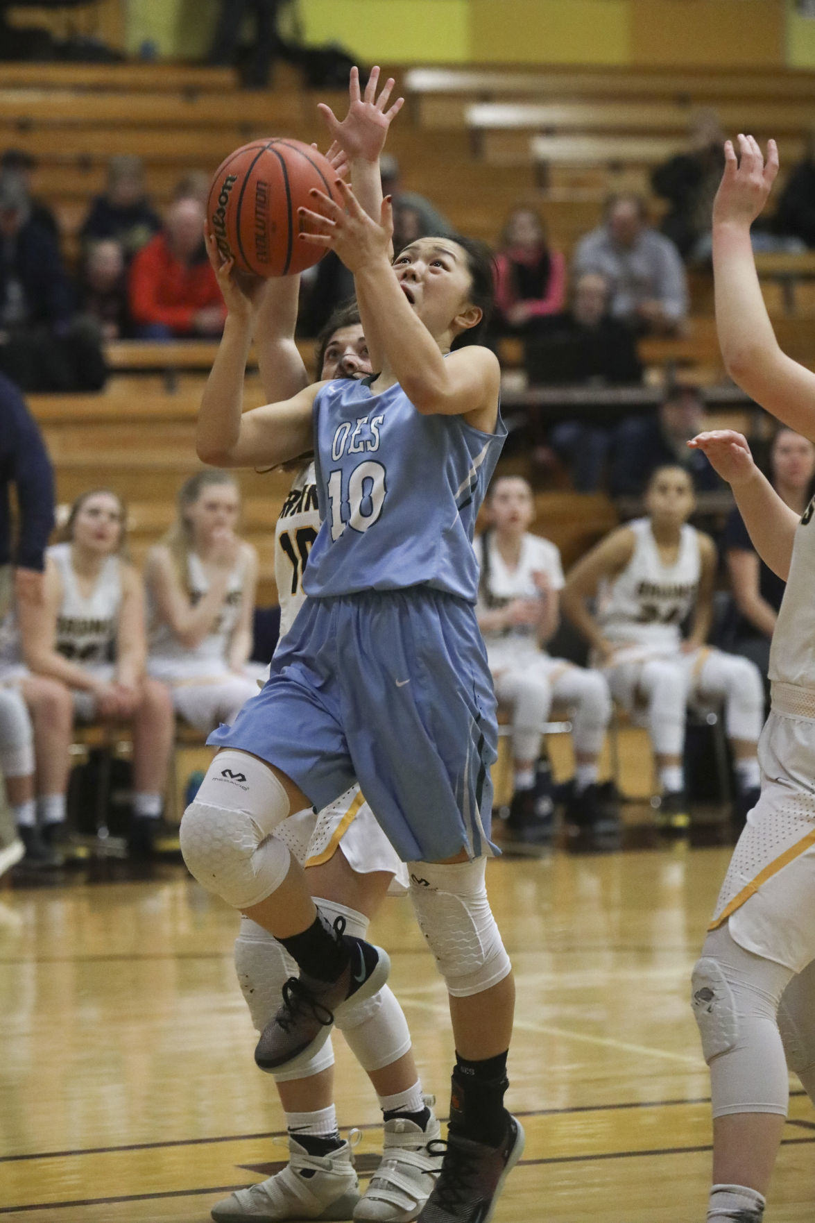 Brookings-Harbor vs. Oregon Episcopal Girls Consolation
